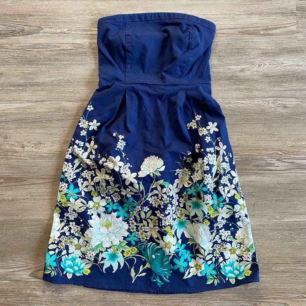 Blue floral strapless dress